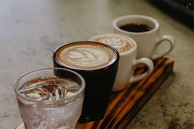 Cortado vs Latte coffee