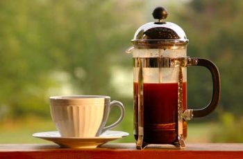 How To Make Espresso In A French Press (8 Easy Steps)